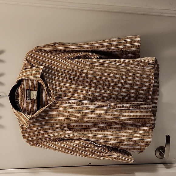 📛5/$25  Columbia Pearl Snal Pinstripe Longsleeve button down Shirt - Picture 7 of 8